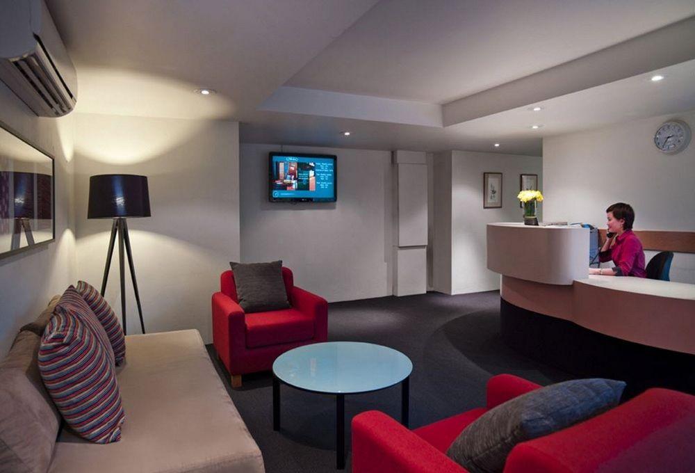 เอดินา เซอร์วิส อพาร์ตเมนต์ แคนเบอรา คิงสตัน Aparthotel แคนเบอร์รา ภายนอก รูปภาพ