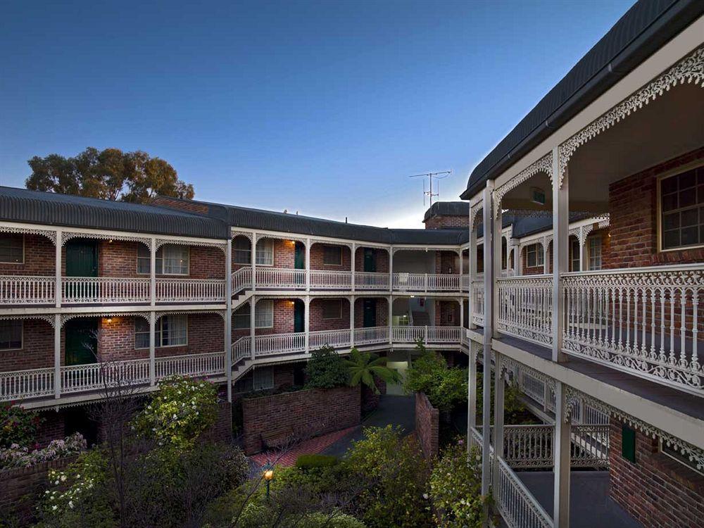 เอดินา เซอร์วิส อพาร์ตเมนต์ แคนเบอรา คิงสตัน Aparthotel แคนเบอร์รา ภายนอก รูปภาพ
