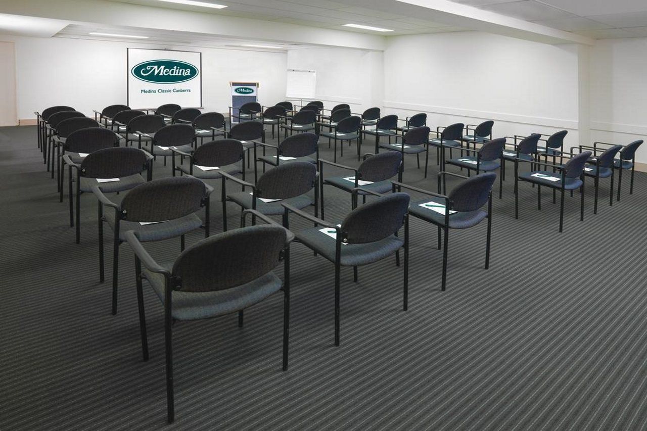 เอดินา เซอร์วิส อพาร์ตเมนต์ แคนเบอรา คิงสตัน Aparthotel แคนเบอร์รา ภายนอก รูปภาพ